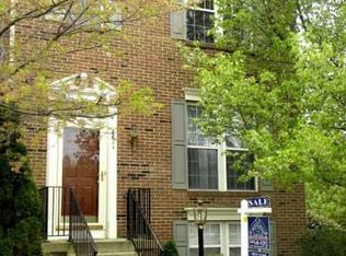 6611 Thomas Grant Ct, Alexandria, VA 22315