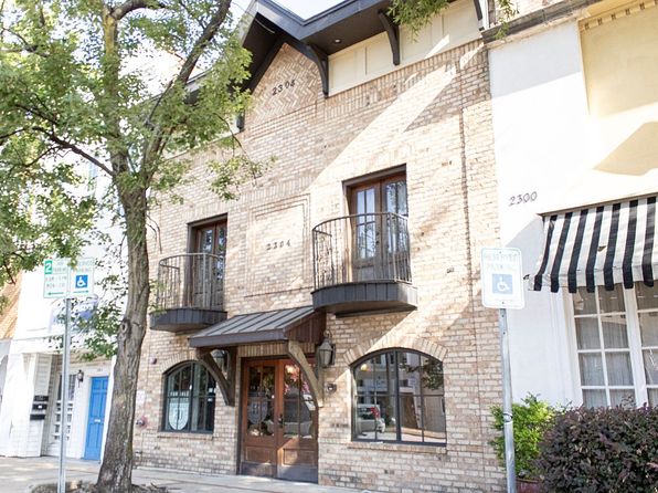 2304 University Blvd #202