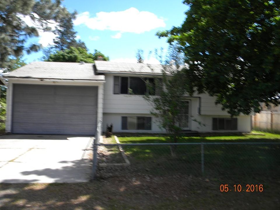 1st image of 208 S Stanley St