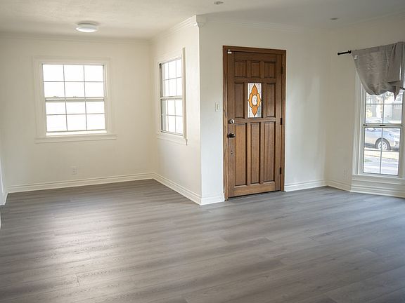 4th image of 4815 Hersholt Ave