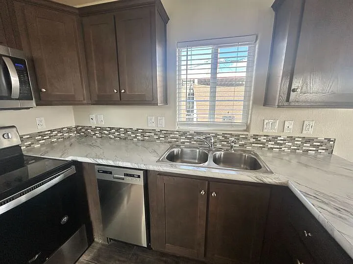 530 S Alma School Rd #86 — Photo 20