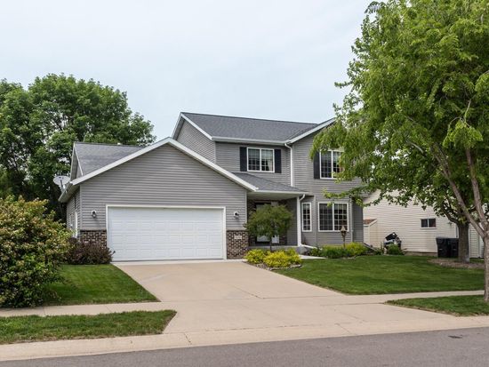 5241 Lexington Pl NW, Rochester, MN 55901