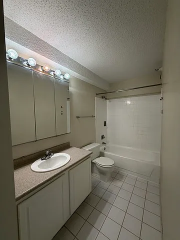 12 E Ontario St #1701 — Photo 8
