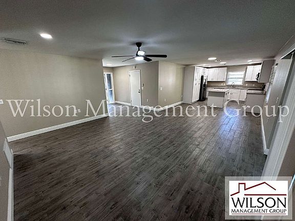 3rd image of 2847 N Bermuda Ave