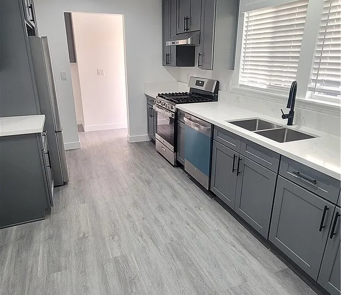 1605 E Santa Ana St — Photo 17
