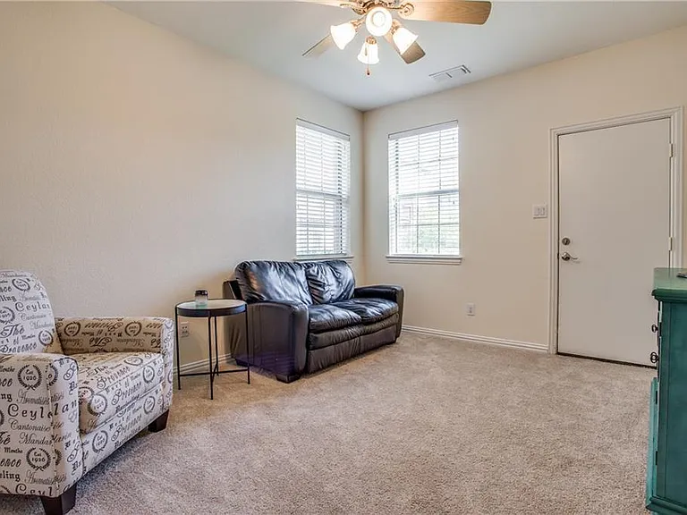 1531 Biltmore Ln — Photo 18