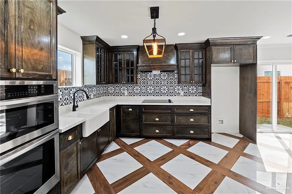 2 bed, 2.5 bath, 1079 sqft, $1,500 — Photo 3