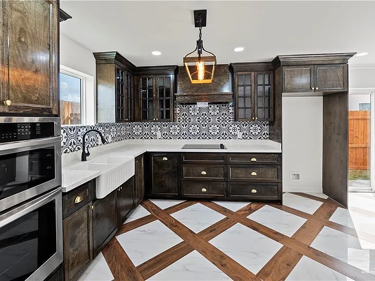 1409 E Karen St #B — Photo 3