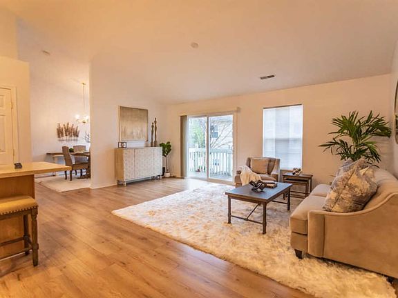 5th image of 3717 Thorngate Dr
