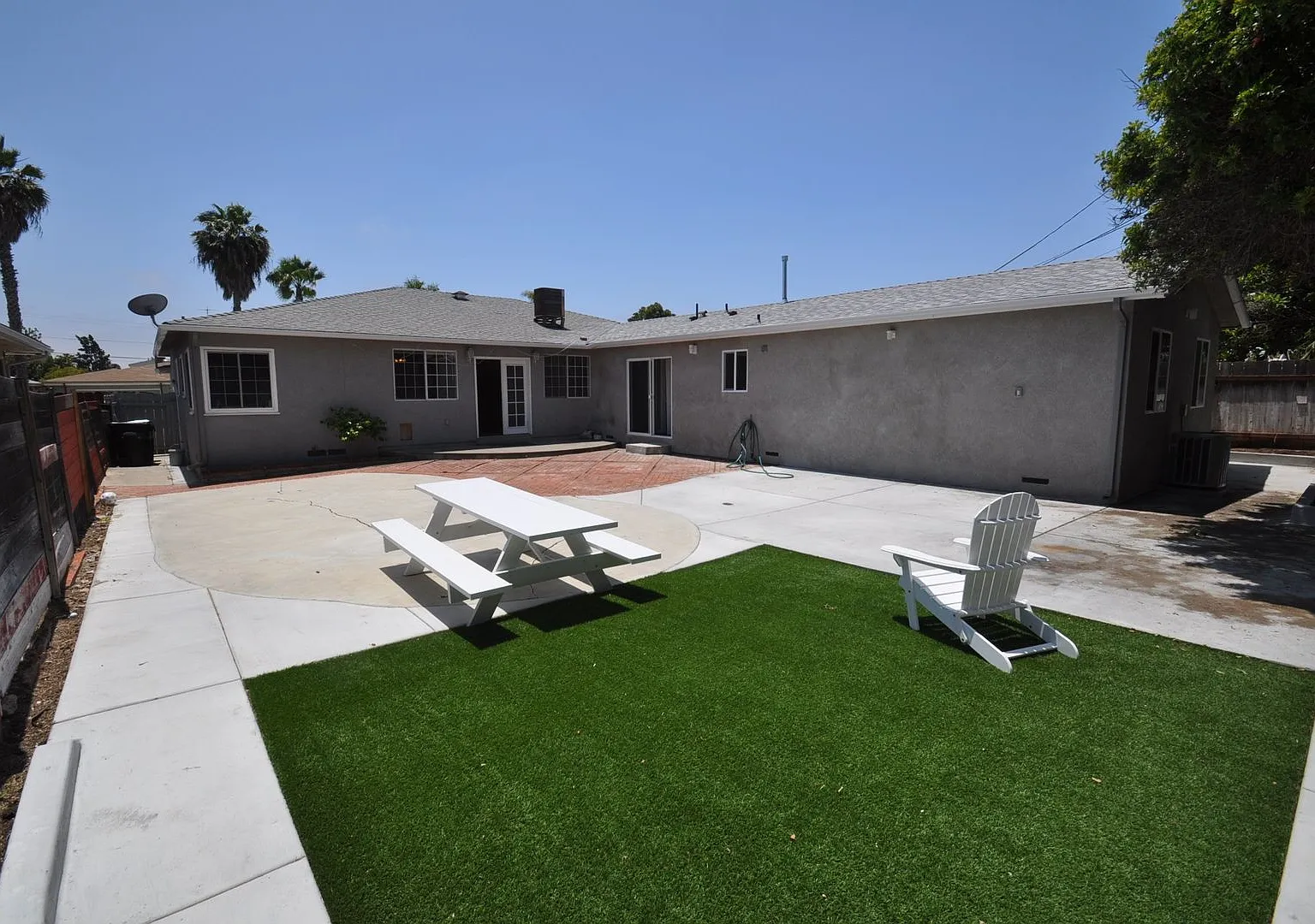5610 Dorothy Dr. — Photo 1