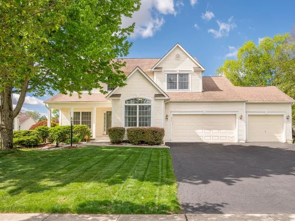 871 Delong St, Pickerington, OH 43147