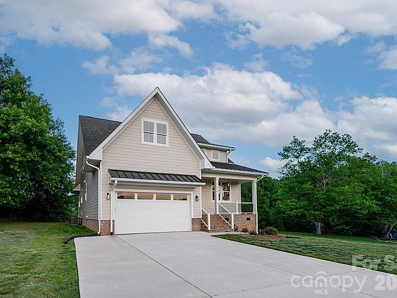 4th image of 102 Starmount Dr