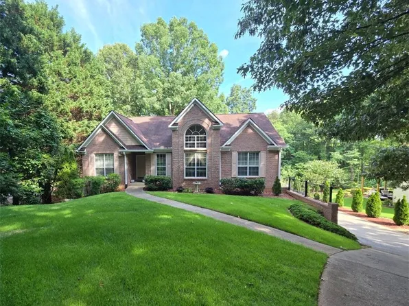 3121 Wildwood Rd, Suwanee, GA 30024