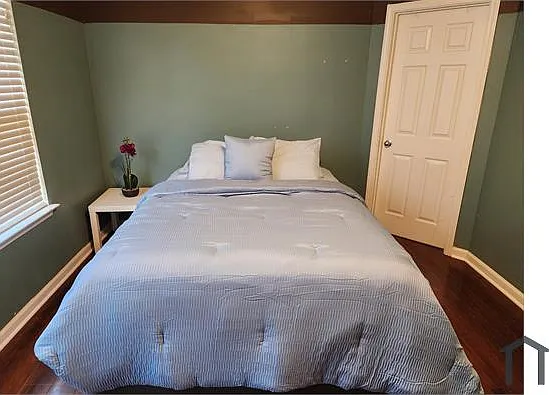 2232 Leicester Way SE — Photo 23
