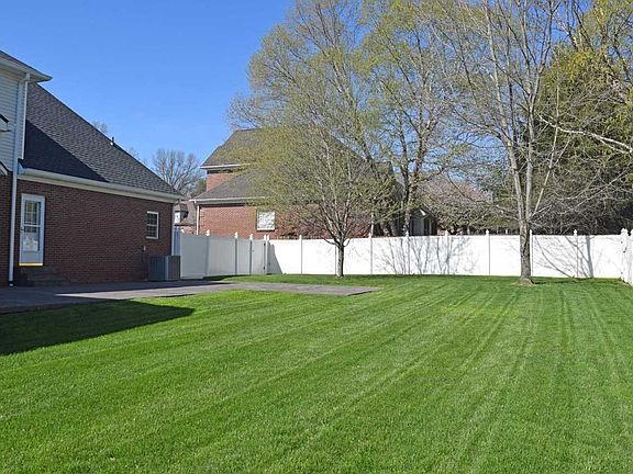 5th image of 2444 Waterstone Dr