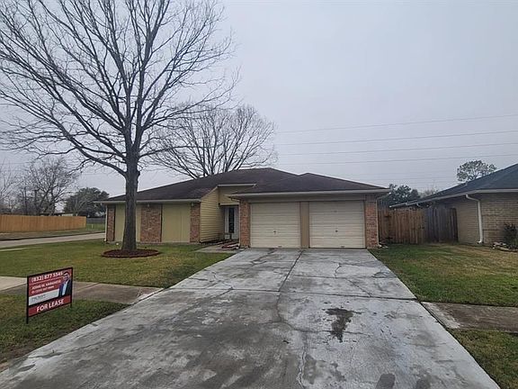 2nd image of 403 Shenandoah Dr