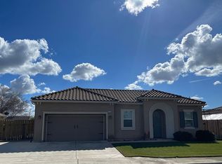 2148 Buckingham Ave, Clovis, CA