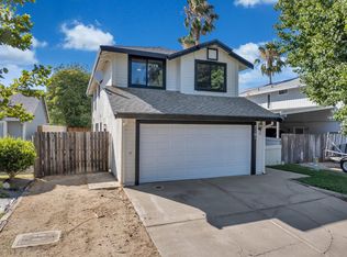 7161 Springmont Dr, Elk Grove, CA 95758