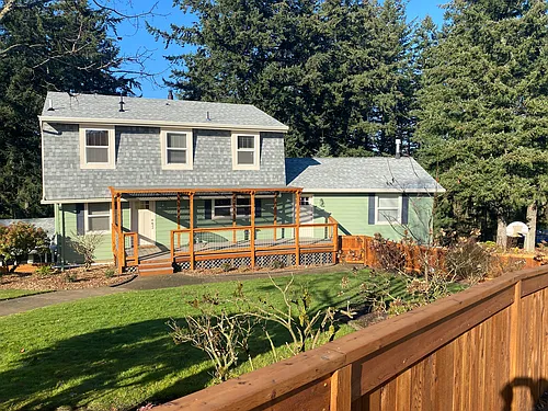 10794 NE Worden Hill Rd Photo 1