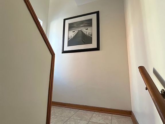 4th image of 1738 Ashland Ave #B