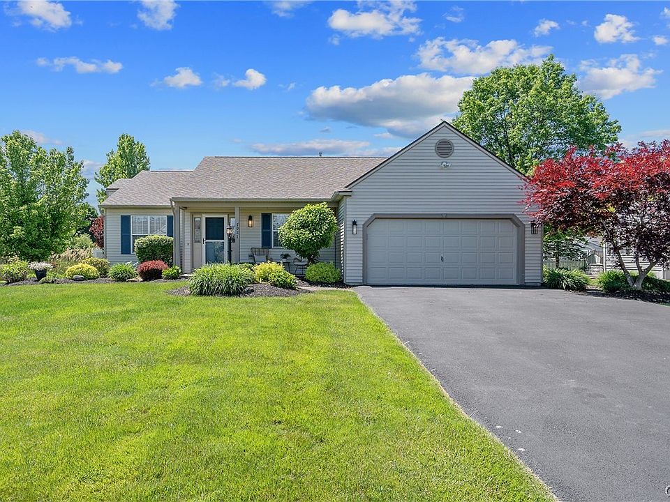 1st image of 7921 Rose Court Dr