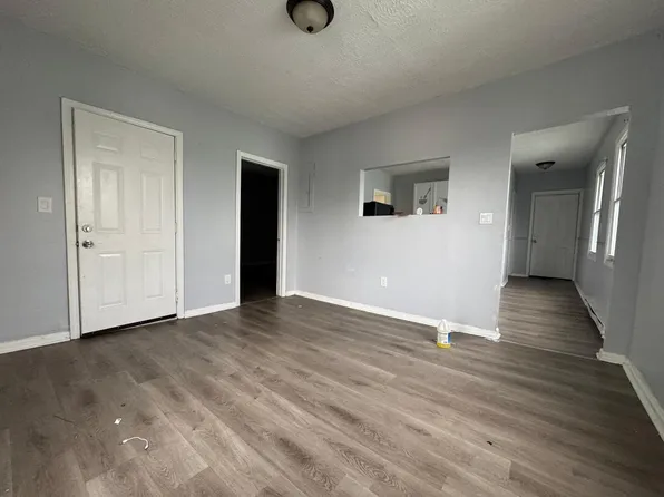 120 Division St #3, Waterbury, CT 06704