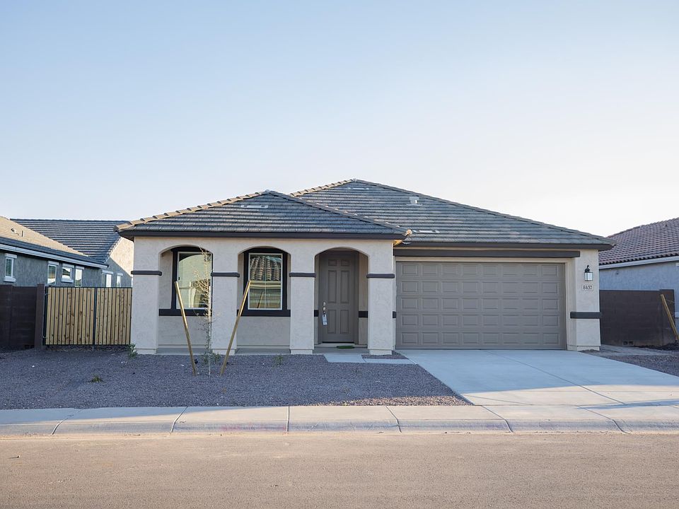 Sign the lease by 01/15 and get 16 days free lease until 01/31.