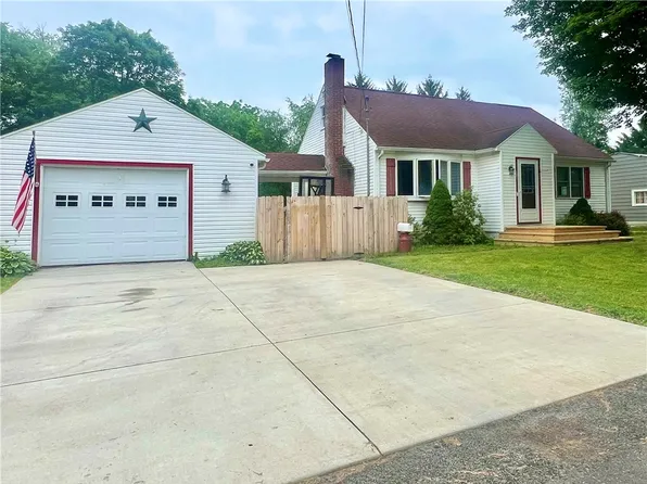 334 West Ave, Horseheads, NY 14845