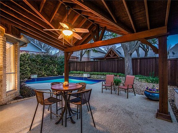 3rd image of 7914 Glade Creek Ct