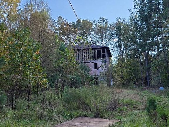 4th image of 485 Wilderness Trl