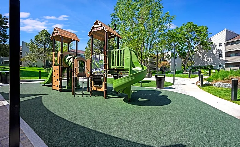 z-052826-Grove at City Center — Photo 35