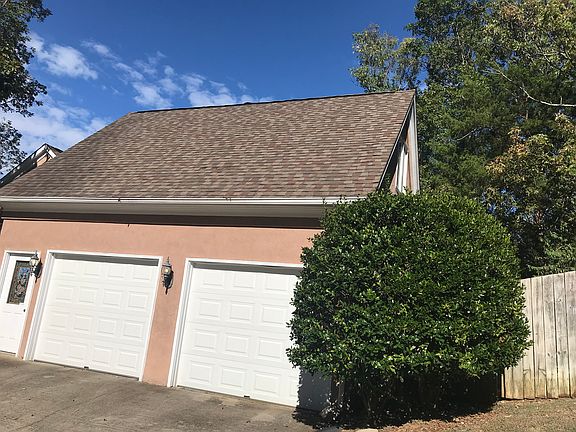 Attached garage side entry