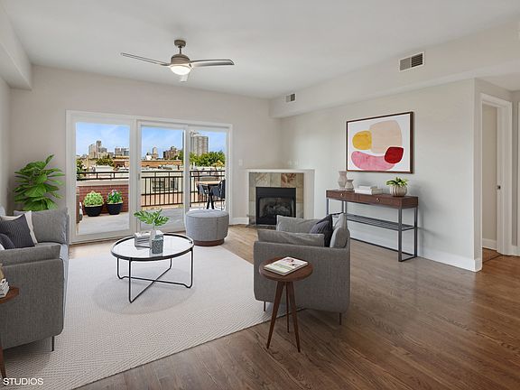 3rd image of 437 W North Ave APT 501