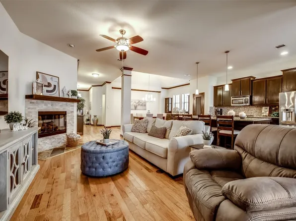 4333 Bewley Dr, Fort Worth, TX 76244