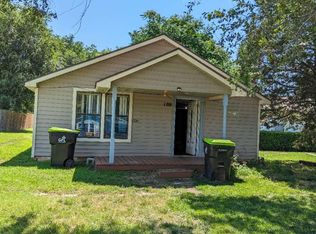 109 N Front St, Noble, OK 73068