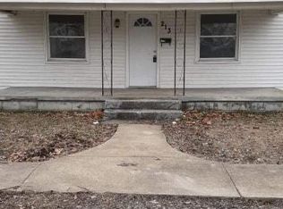 213 S 20th St, Herrin, IL 62948