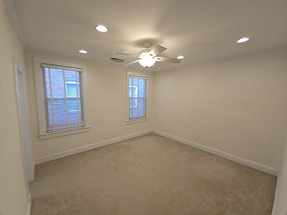 2nd image of 621 W Princess Anne Rd #2