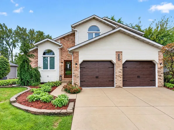 1114 Oxford Ln, Shorewood, IL 60404