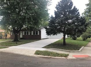 3140 Elmhurst Dr, Springfield, IL 62704