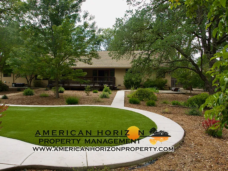 4341 Whispering Oaks Cir — Photo 32
