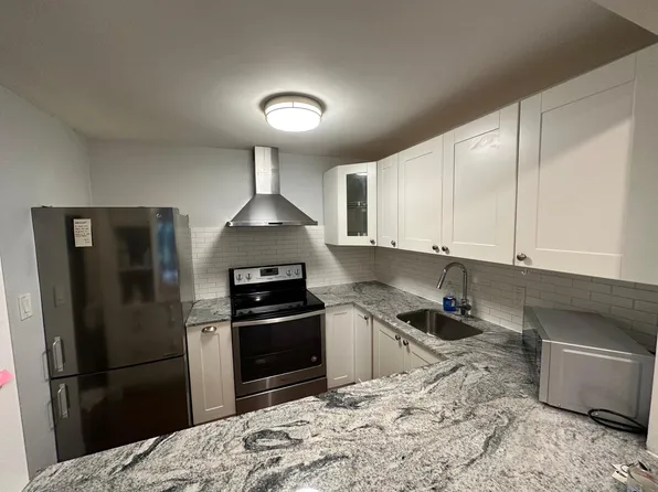 9974 N Kendall Dr, Miami, FL