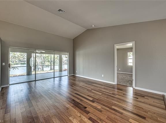 4th image of 17272 Plantation Dr