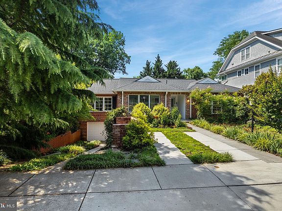 2nd image of 4804 Morgan Dr