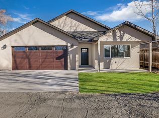 426 Arizona St, Gooding, ID 83330