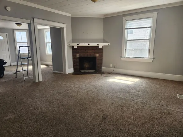 Par 2, 2636 16th St #2-PAR, Moline, IL 61265