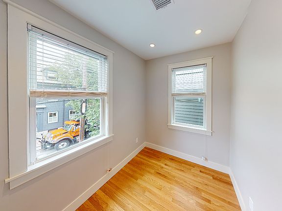4th image of 68 Spring St #1