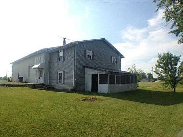 1st image of 10001 S County Road 200 E