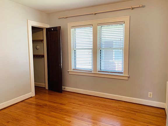 5th image of 7349 Walnut St