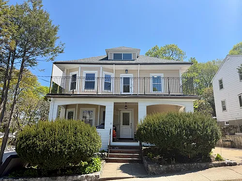 12 Florence Ave #2 Photo 1