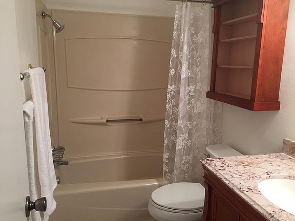 5th image of 3055 Trinity Dr APT 528